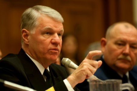 Chief of Naval Operations 071213-N-FI224-179