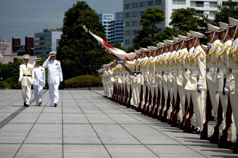 Chief of Naval Operations visits Japan. DVIDS52646