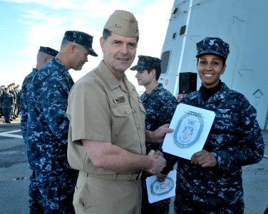 Chief of naval personnel visits USS New York 140117-N-GC472-128