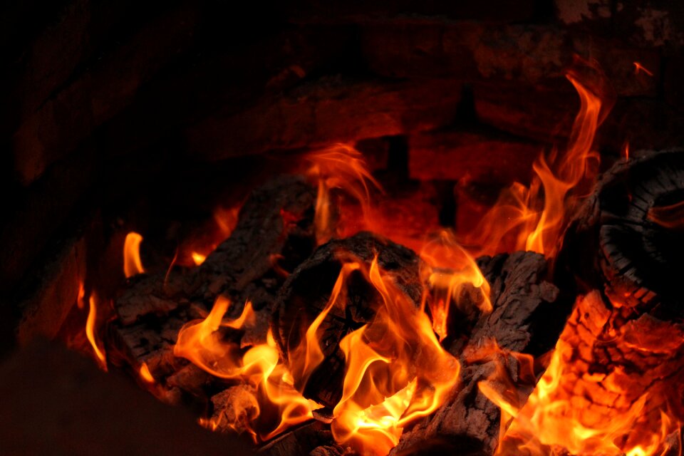 Carbon burn easter fire