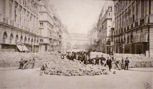 Commune de Paris barricade de la place Vendôme
