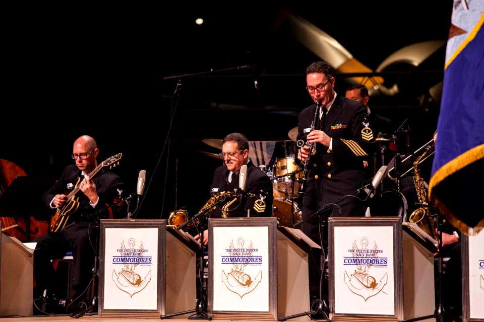 Commodores tour (22328818193)