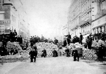 Commune de Paris, barricade du faubourg Saint-Antoine photo
