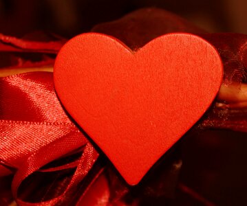 Romantic symbol emotions
