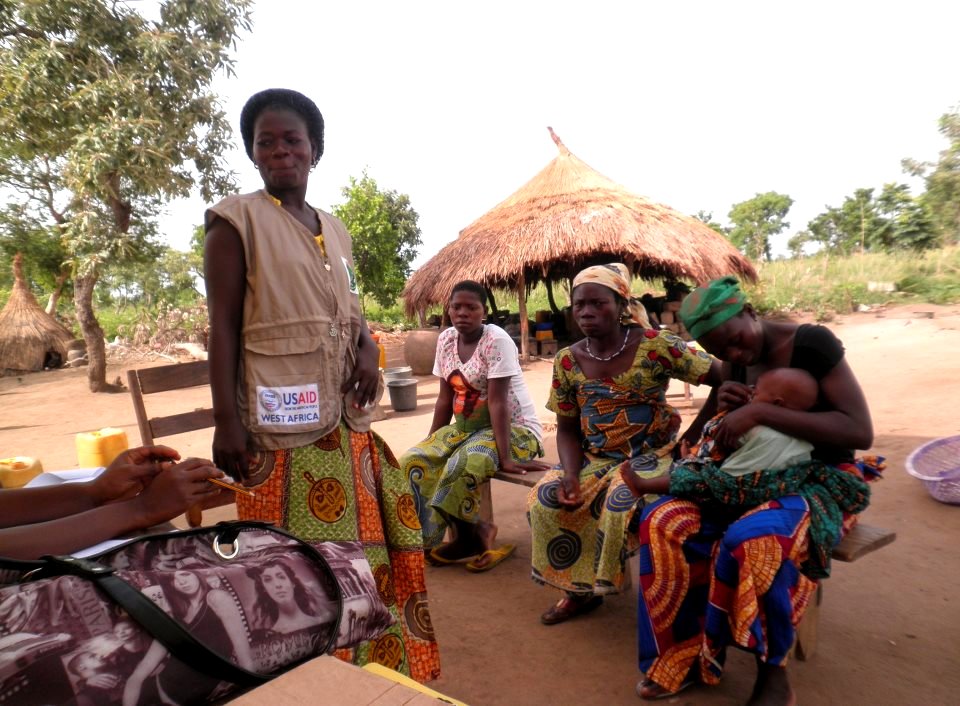 Community health worker in Togo (8329492567)
