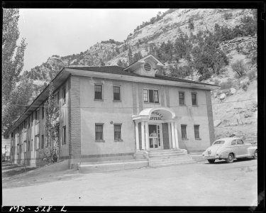 Company owned hospital which serves this mine and others in the vicinity. Standard Coal Company, Standard ^1 Mine... - NARA - 540471
