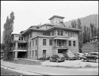 Company owned hospital. U.S. Coal & Coke Company, U.S. ^ 30 & 31 Mines, Lynch, Harlan County, Kentucky. - NARA - 541421