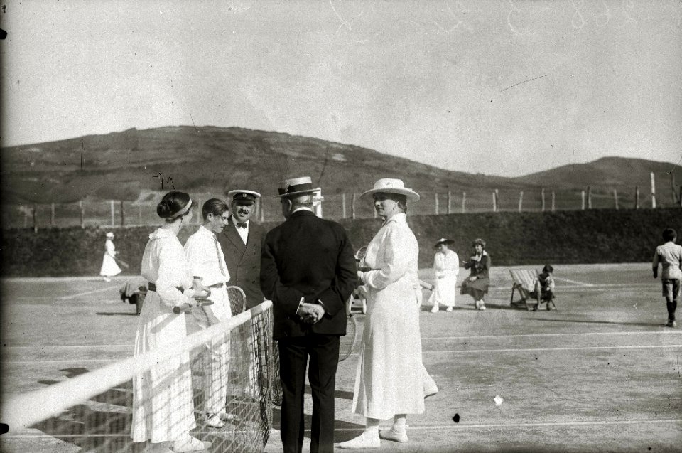 Competición de tenis en el campo de golf de Zarautz (1 de 3) - Fondo Car-Kutxa Fototeka
