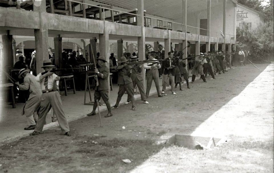 Competición de tiro al blanco en el Campo de Tiro Nacional (2 de 4) - Fondo Car-Kutxa Fototeka