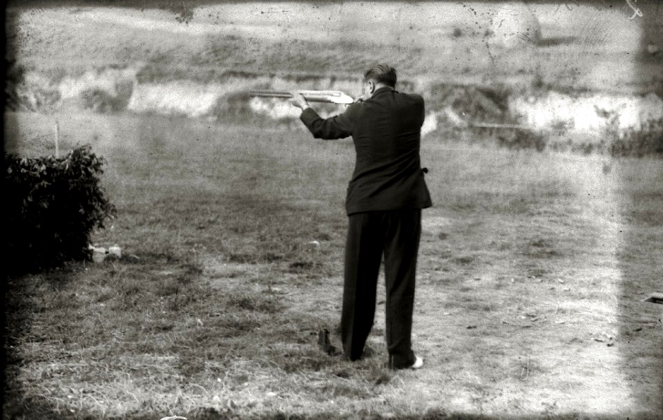 Competición de tiro en las instalaciones del Tiro Nacional (2 de 4) - Fondo Car-Kutxa Fototeka