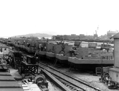 Completed LCM-3s at the Boston Navy Yard 1942