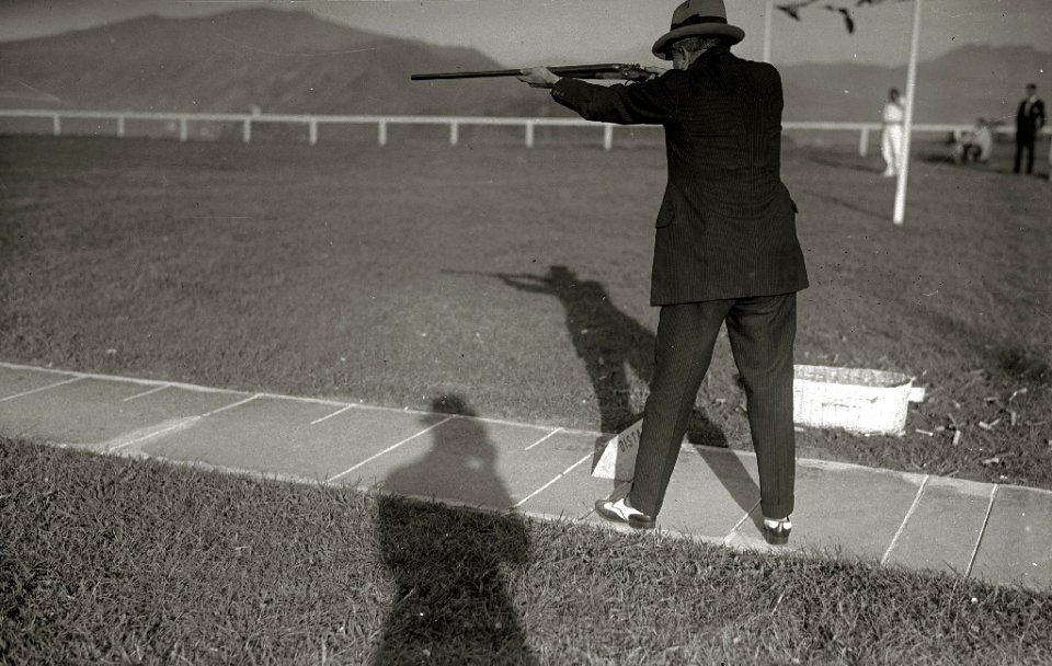 Competición de tiro en el Campo de Ulia (1 de 9) - Fondo Car-Kutxa Fototeka