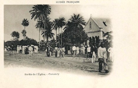 Conakry-Sortie de l'église