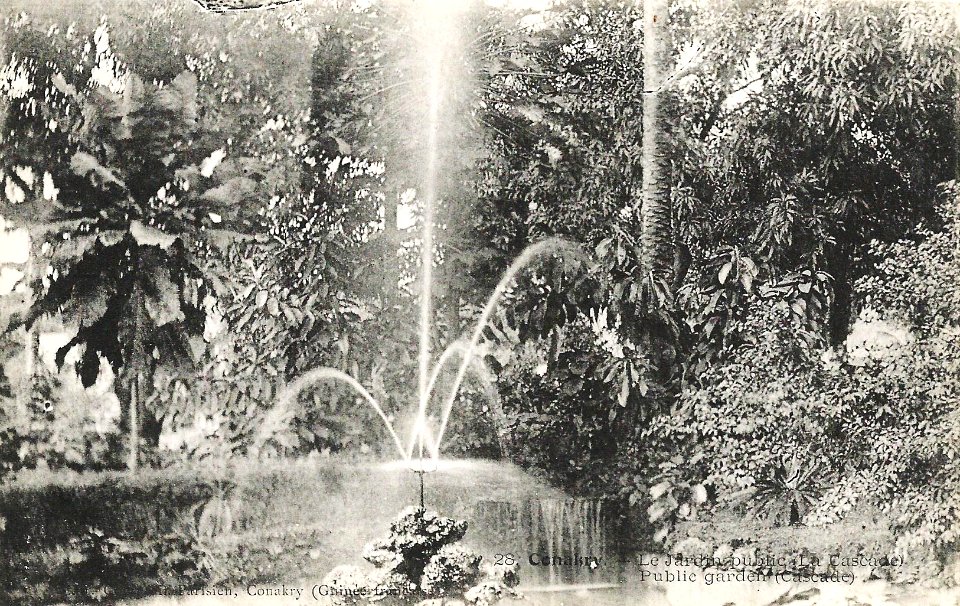 Conakry-Le Jardin public-La Cascade
