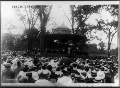 Concert in Central Park, New York City LCCN2003688504