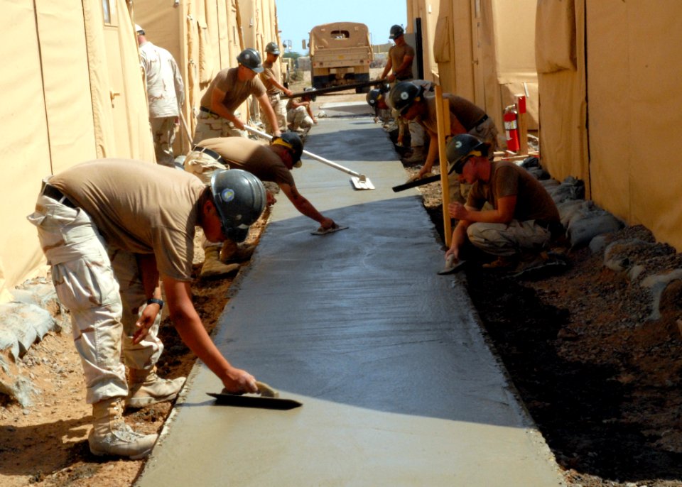 Concrete sidewalk construction