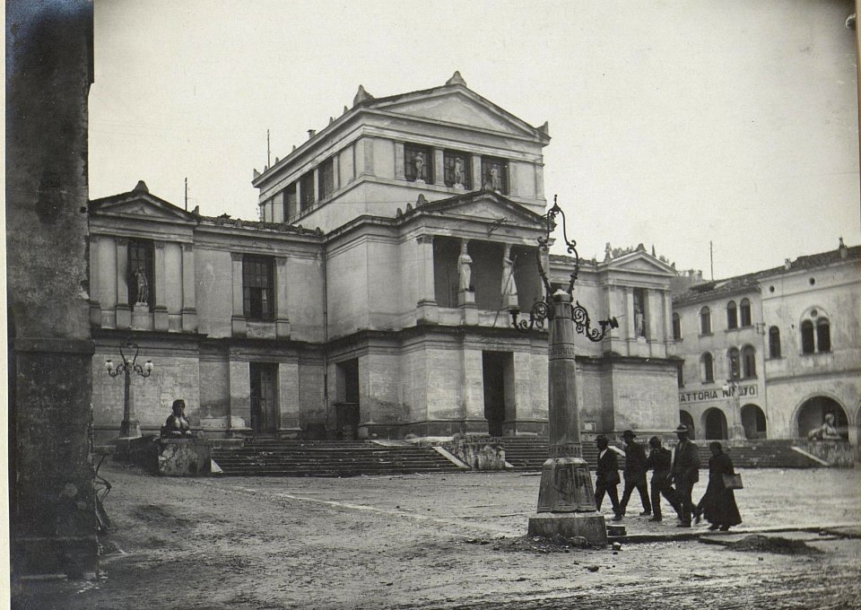 Conegliano, Theater. (BildID 15668719)