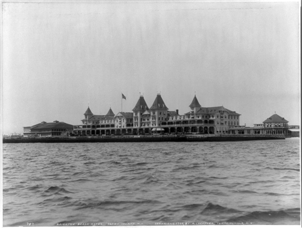 Coney Island, N.Y.- Brighton Beach Hotel LCCN2003688946