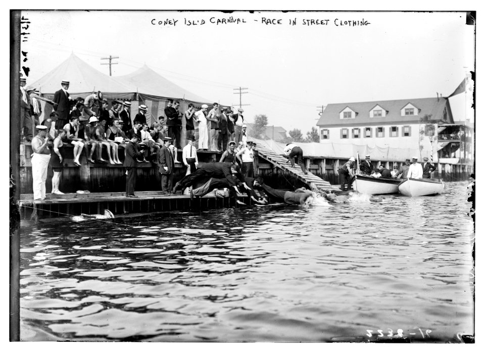 Coney Isl'd Carnival - Race in street clothing LCCN2014689458