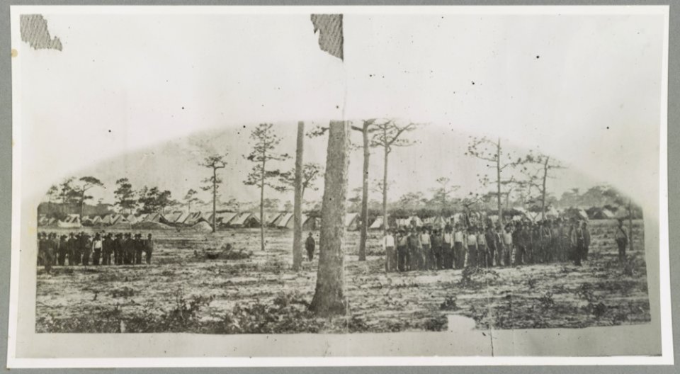 Confederate camp LCCN2013651856
