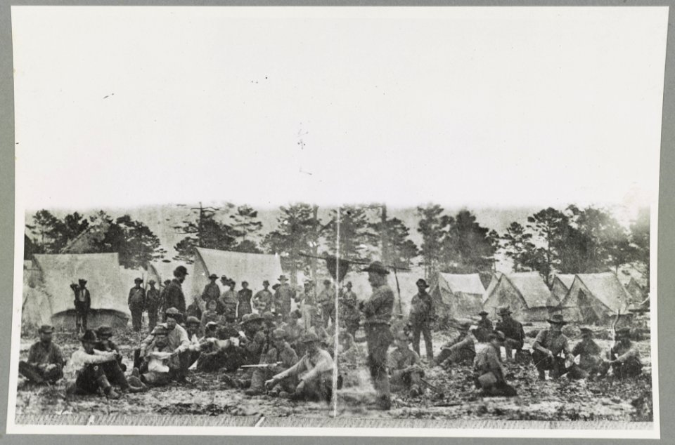 Confederate camp LCCN2013651858
