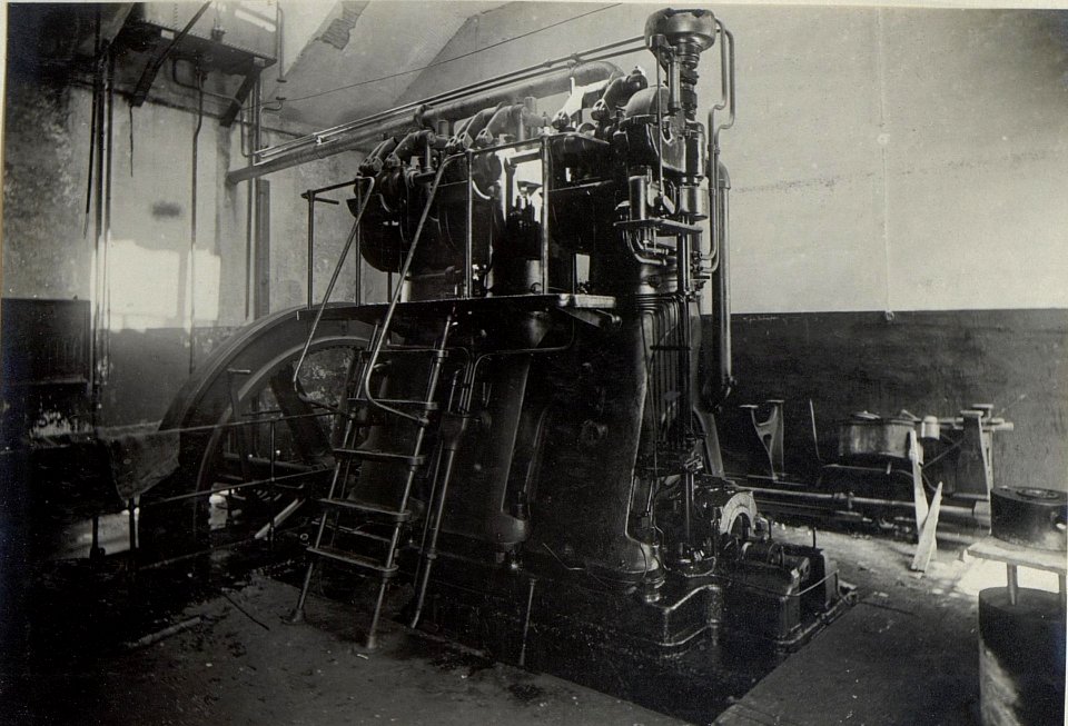 Conegliano, Dieselmotor der Baumwollspinnerei. (BildID 15673752)