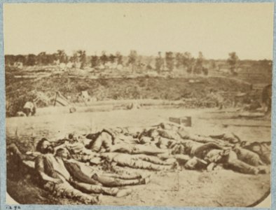 Confederate dead in front of Fort Robinette, Corinth, Mississippi LCCN2013651851 photo