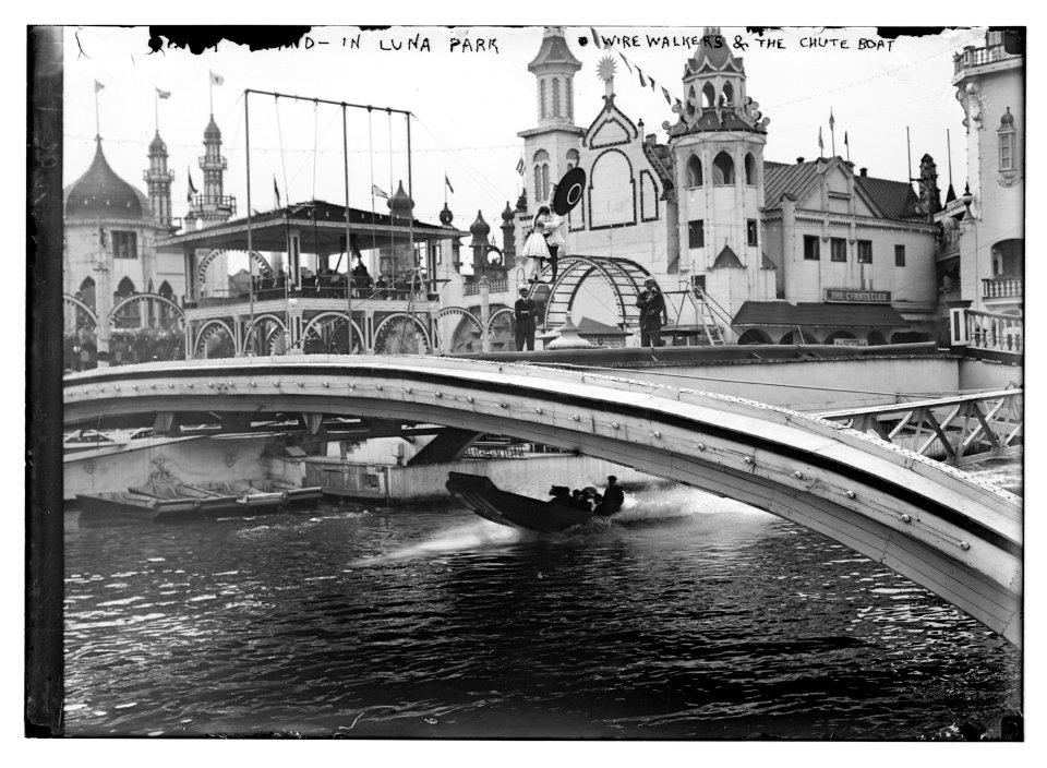 Coney Island, in Luna Park; Wire walkers & the Chute Boat LCCN2014689270