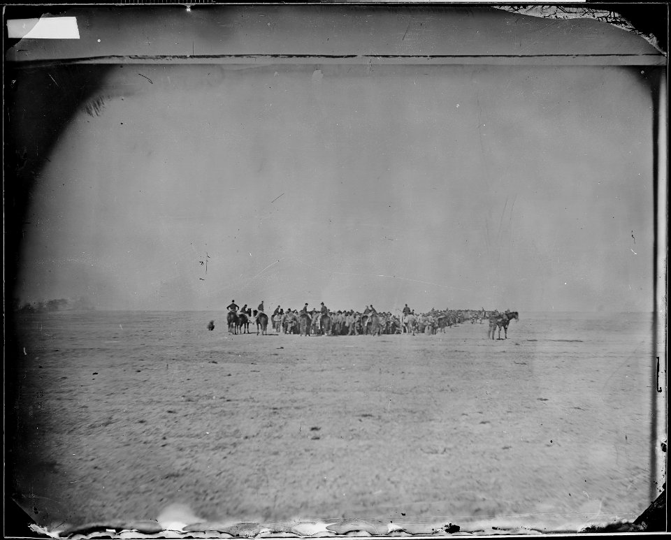 Confederate prisoners awaiting transportation, Belle Plain, Va. - NARA - 528995