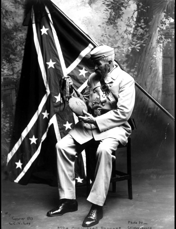 Confederate soldier & battle flag