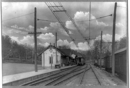 Connecticut. New Canaan railroad station LCCN2012649495