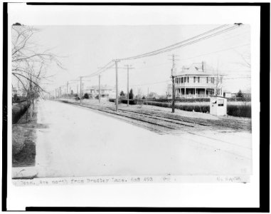 Connecticut Ave. north from Bradley Lane, Washington, D.C., with tracks in foreground LCCN96506854