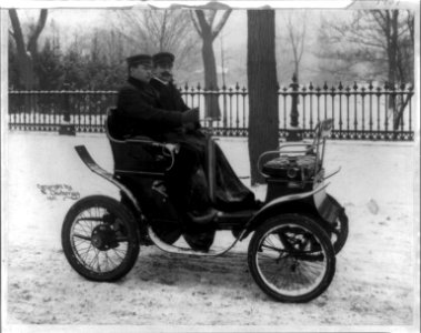 De Dion motor carriage -2 LCCN97507154