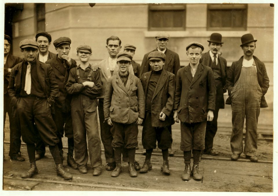 Dennis Cavanaugh, 24 Bassett St., works in spinning room No. 6. Door boy is Alexander Stankiewicz, 3 Fayette Street, Millens' yard. Works in lower spinning room No. 2. Been there 1 1-2 LOC cph.3b43670