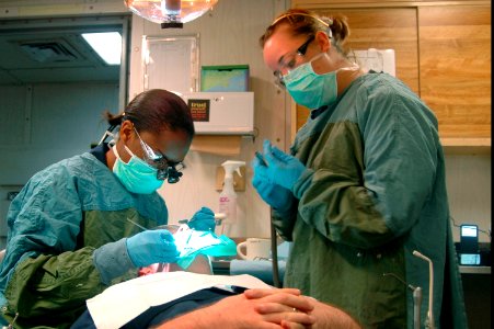 Dental Clinic aboard USS Kitty Hawk DVIDS103027