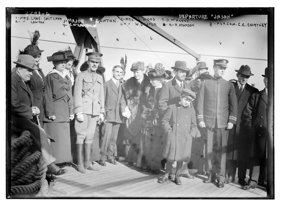 Departure of JASON- Mrs. Chas. Saltzman, Mrs. Lawton, Major Lawton, C.O. Laughlin, Mrs. L. Wood, Mrs. W. Draper, G. McAneny, G.R. Adamson, Lt. Com. C.E. Courtney LCCN2014698023
