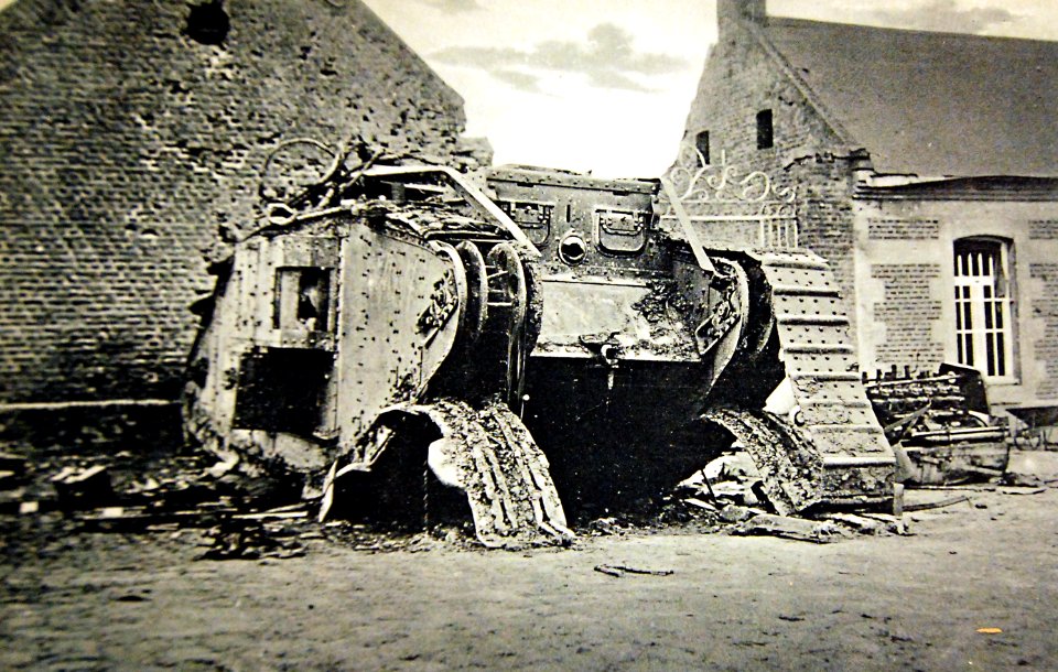 Destroyed English tank in Rumilly, France, WWI (29126529810)