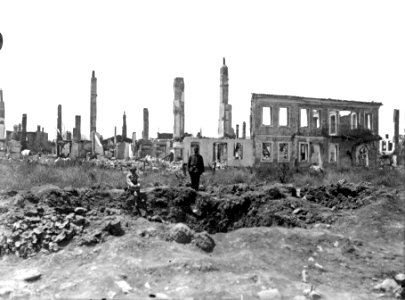 Destroyed buildings around Gallipoli
