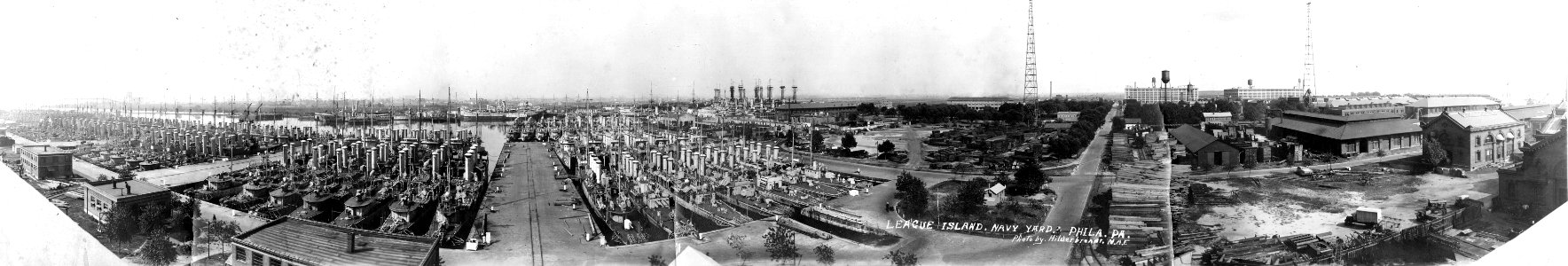 Destroyers laid up at the Philadelphia Naval Shipyard, Pennsylvania (USA), circa 1920-1921 (S-574-M)