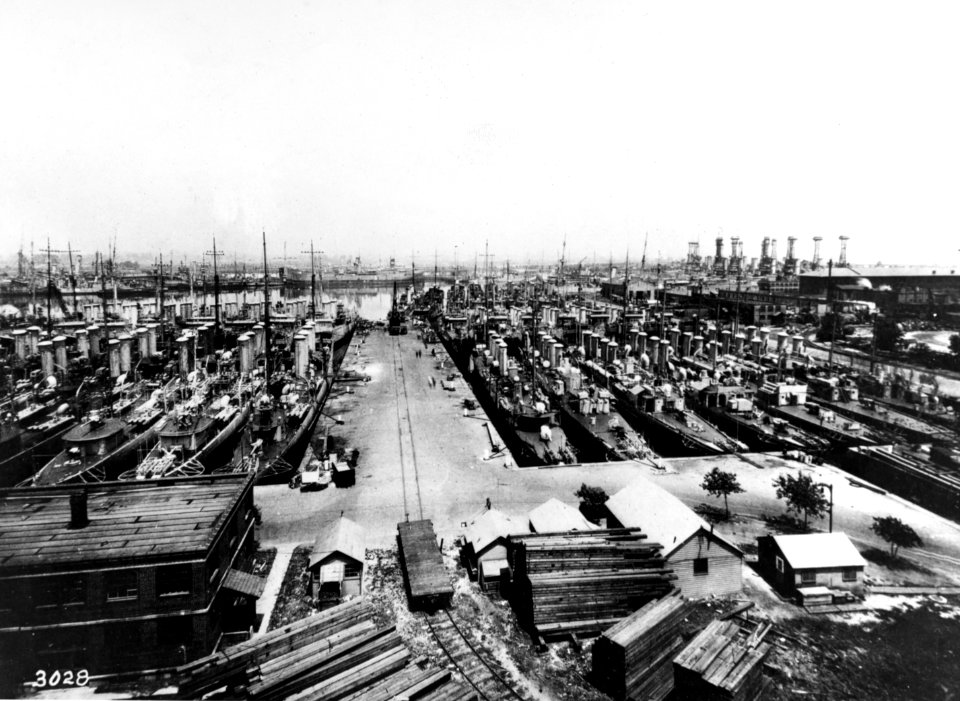 Destroyers mothballed at the Philadelphia Navy Yard in October 1923