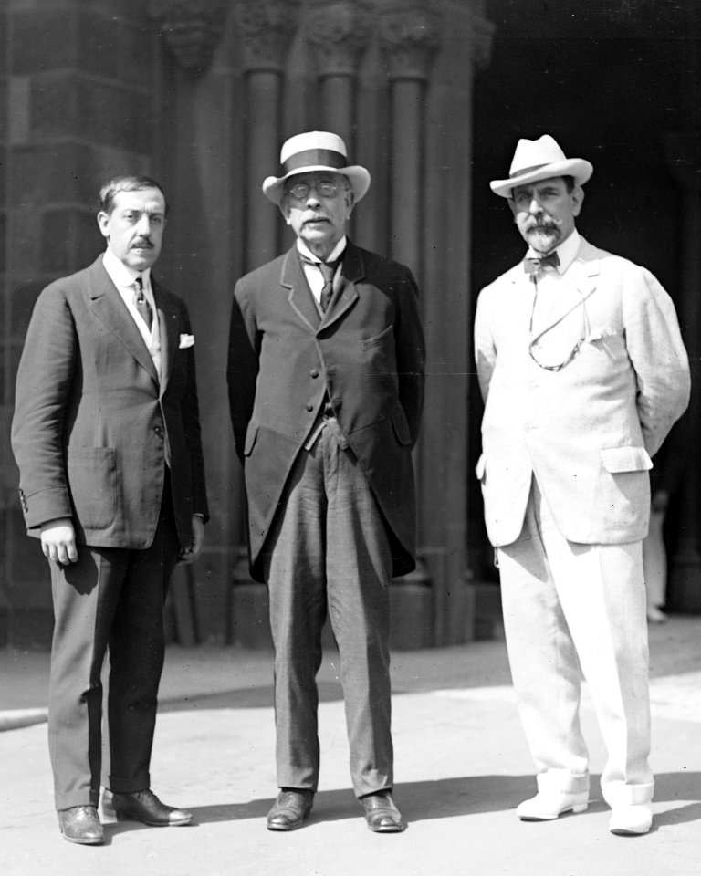 Detail, Jorge Corbacho, Peruvian Congress, Dr. Ignacio Calderon, Bolivian Minister, Dr. Frederico Alfonso, former Peruvian Minister LCCN2016821981 (cropped)