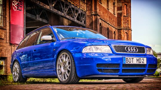 Automotive vehicle s4