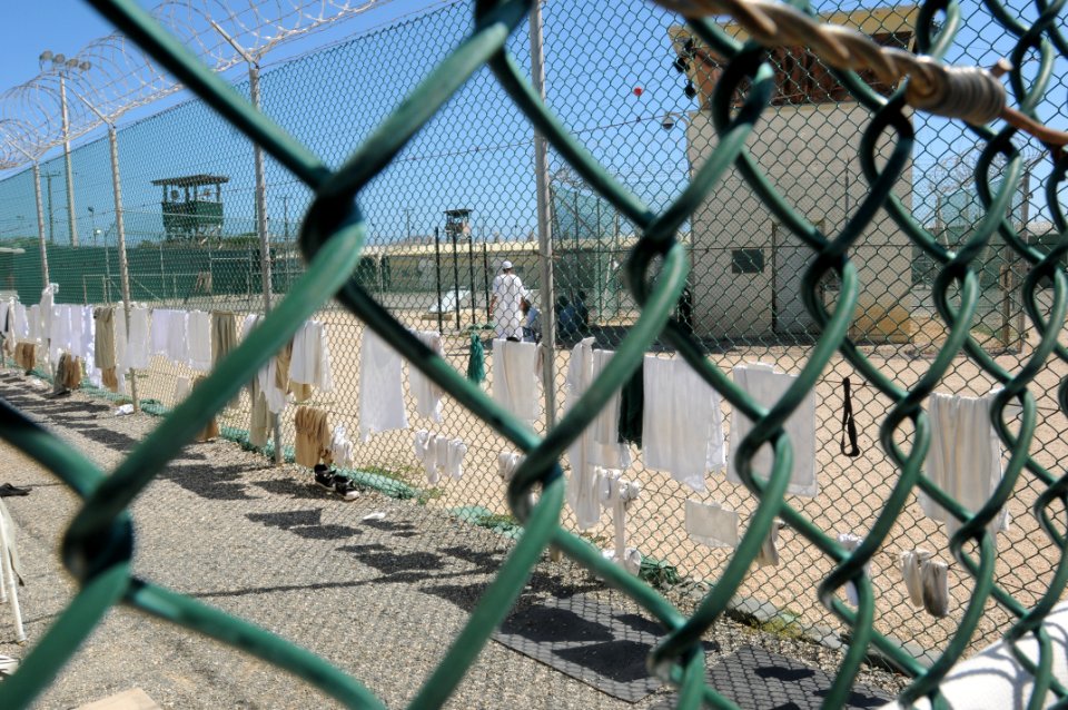 Detainees in Camp 4 DVIDS334048