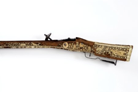 Detalj hjullåsbösstock, v sida - Livrustkammaren - 65342