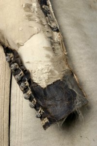 Detaljbild, ena armen på Gustav II Adolfs älghudsskyller från Dirschau, år 1627 - Livrustkammaren - 73840 photo