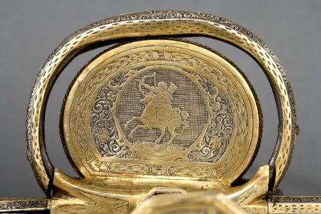 Detalj, parerplåt, Värja - Livrustkammaren - 59326