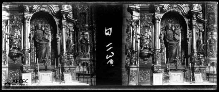 Detall de l'altar de l'església de Santa Maria de Cornudella de Montsant