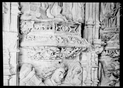 Detall de l'altar major de la Catedral de Santa Maria de Castelló d'Empúries