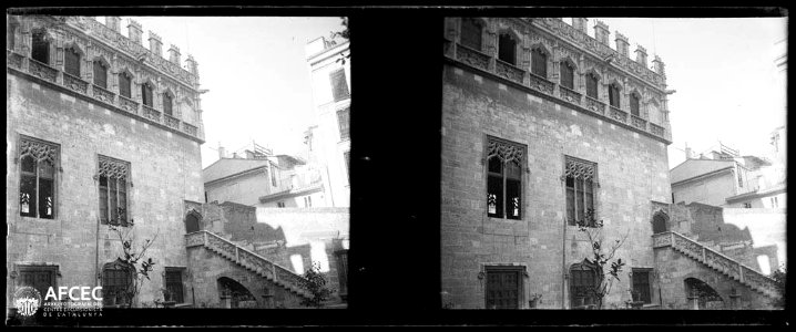 Detall de la façana de la Llotja de València