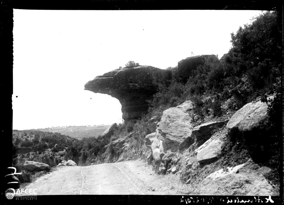 Detall de la carretera d'Almatret
